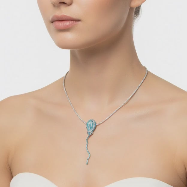 Collana Goccia - Eleganza Artigianale con Cristalli Luminosi